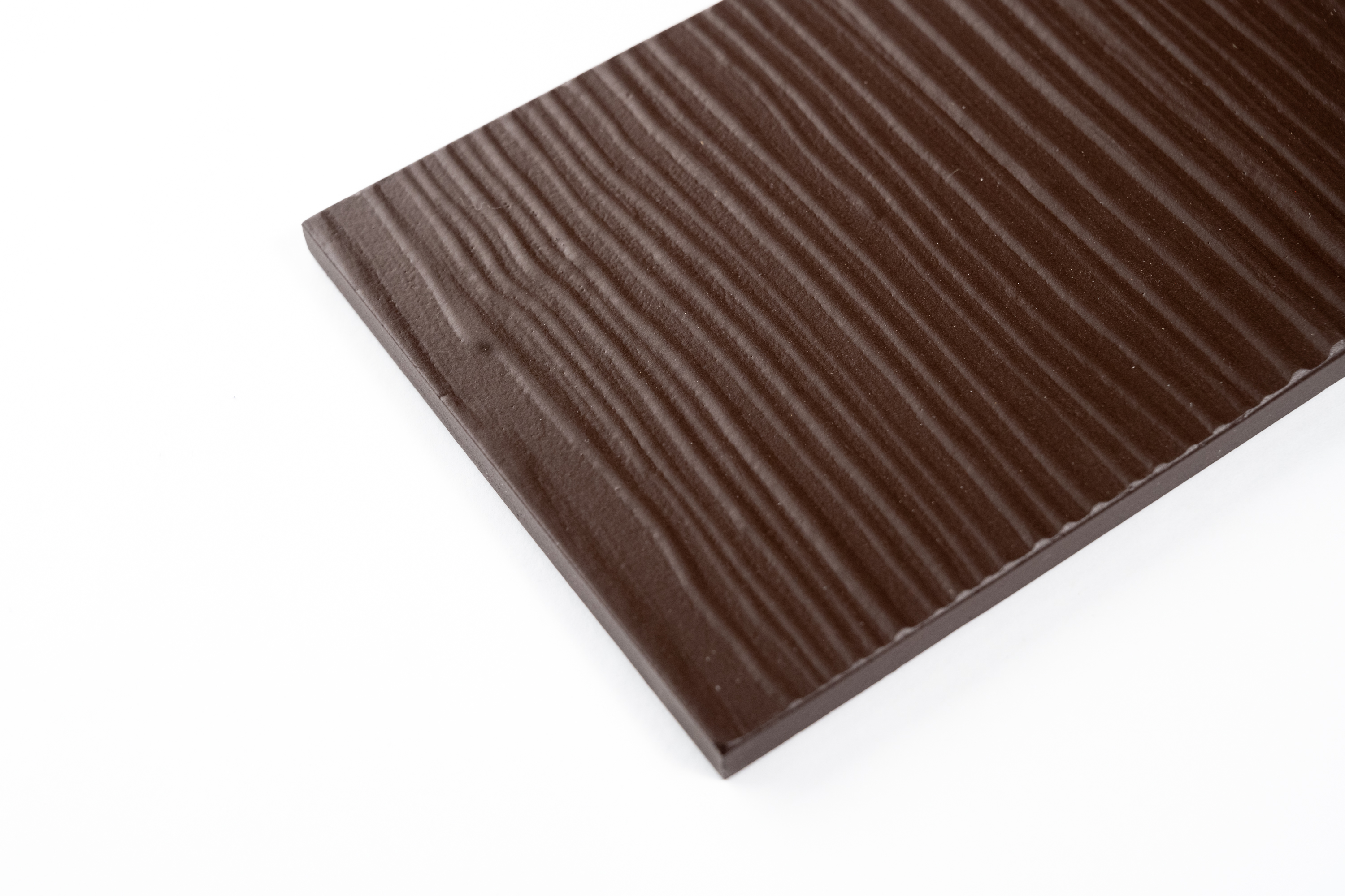 Сайдинг Берген текстура Сосна, цвет - шоколадный RAL 8017