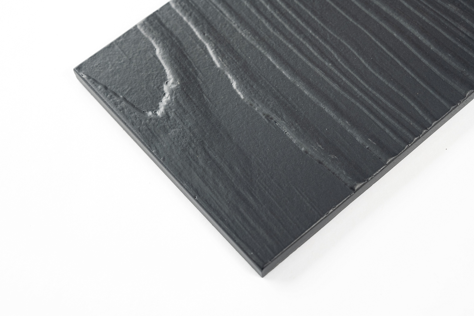 Сайдинг Берген текстура Сосна, цвет - графит RAL 7024