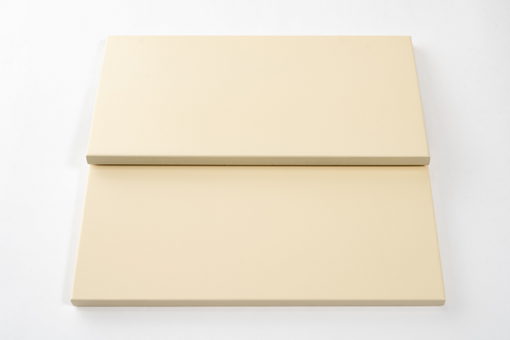 Сайдинг Берген текстура Гладкая, цвет - слоновая кость RAL 1015