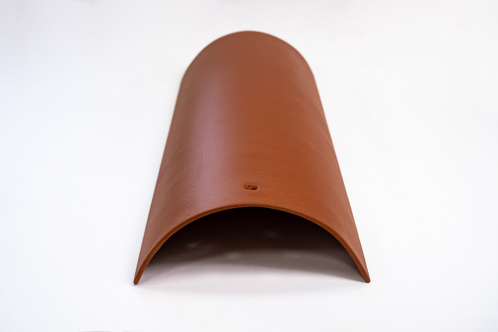 Конек арочный, цвет-красно-коричневый